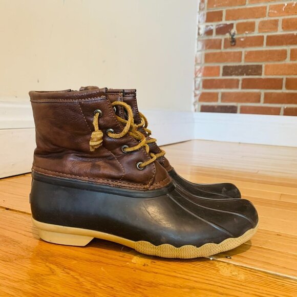 SPERRY Girl's Saltwater Waterproof Duck Rain Boots - Picture 10 of 13